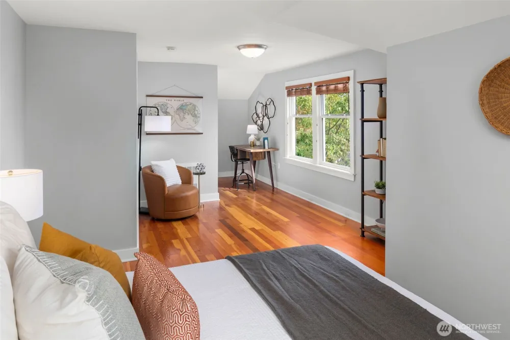 7705 23rd Avenue NW Seattle, WA 98117