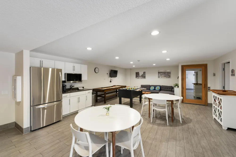4820 Park Commons Drive #235 Saint Louis Park, MN 55416