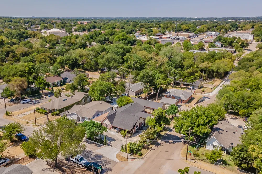 1603 Whitaker Avenue Dallas, TX 75216