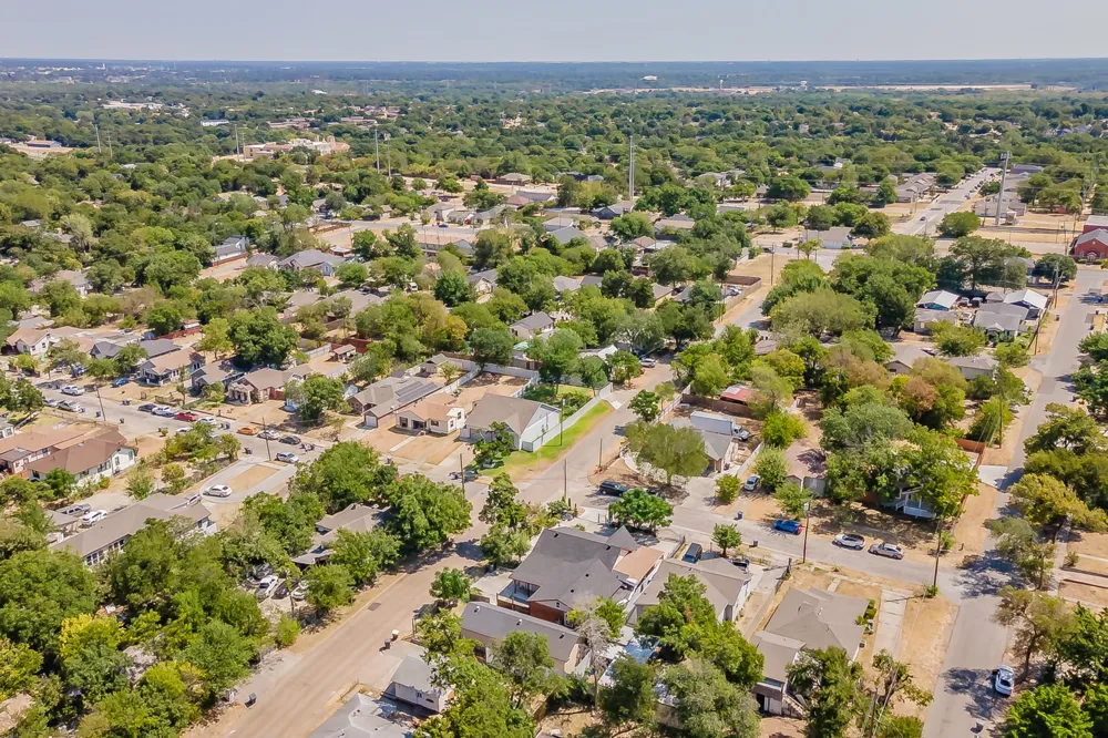 1603 Whitaker Avenue Dallas, TX 75216