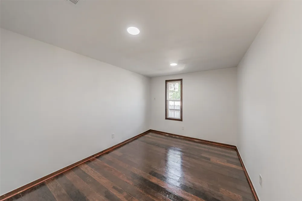 1603 Whitaker Avenue Dallas, TX 75216