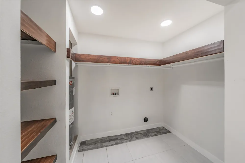 1603 Whitaker Avenue Dallas, TX 75216