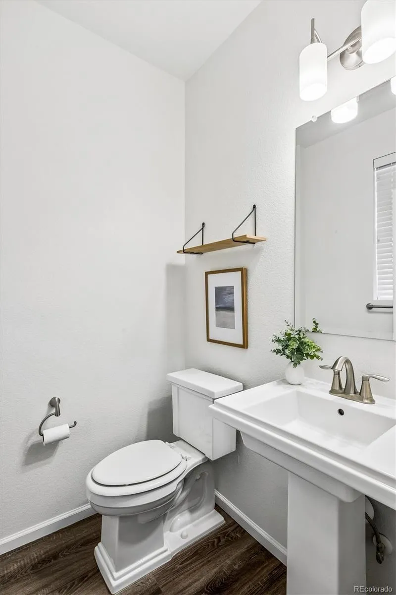 5167 Clinton Street Denver, CO 80238