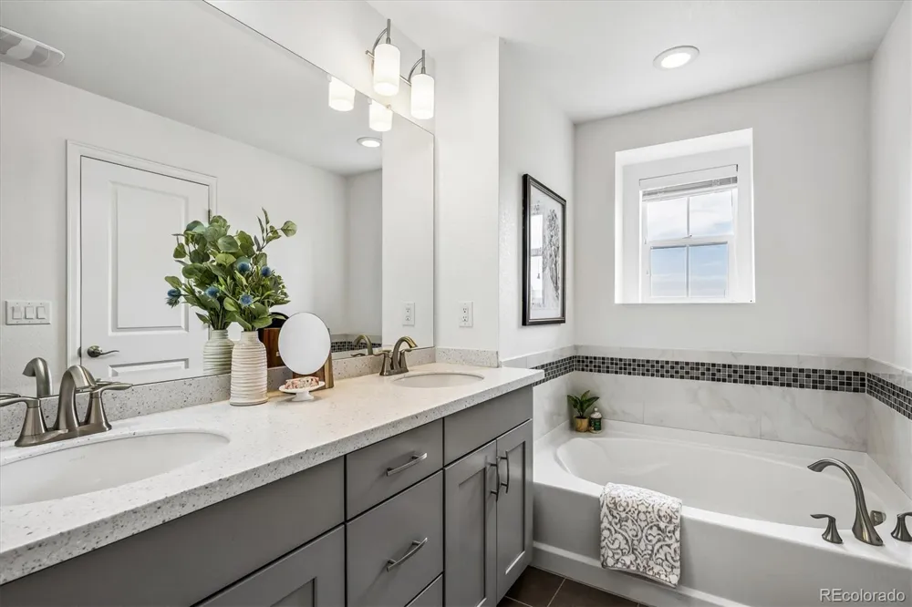 5167 Clinton Street Denver, CO 80238