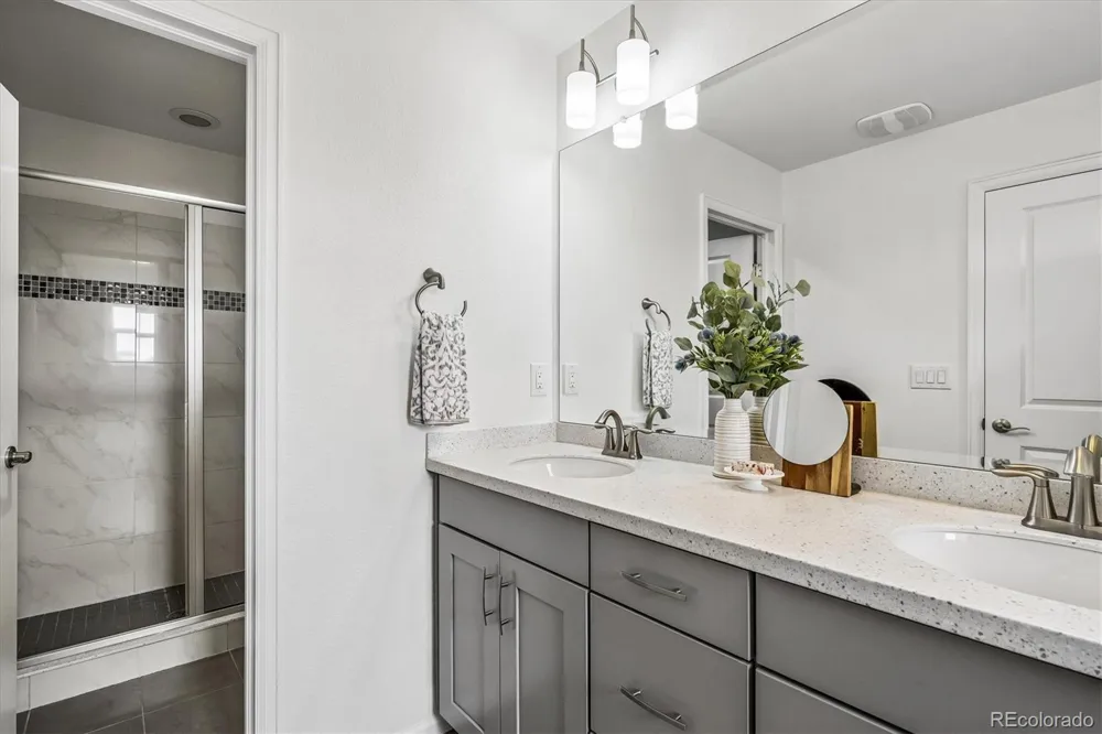 5167 Clinton Street Denver, CO 80238