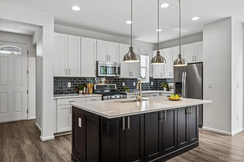 5167 Clinton Street Denver, CO 80238