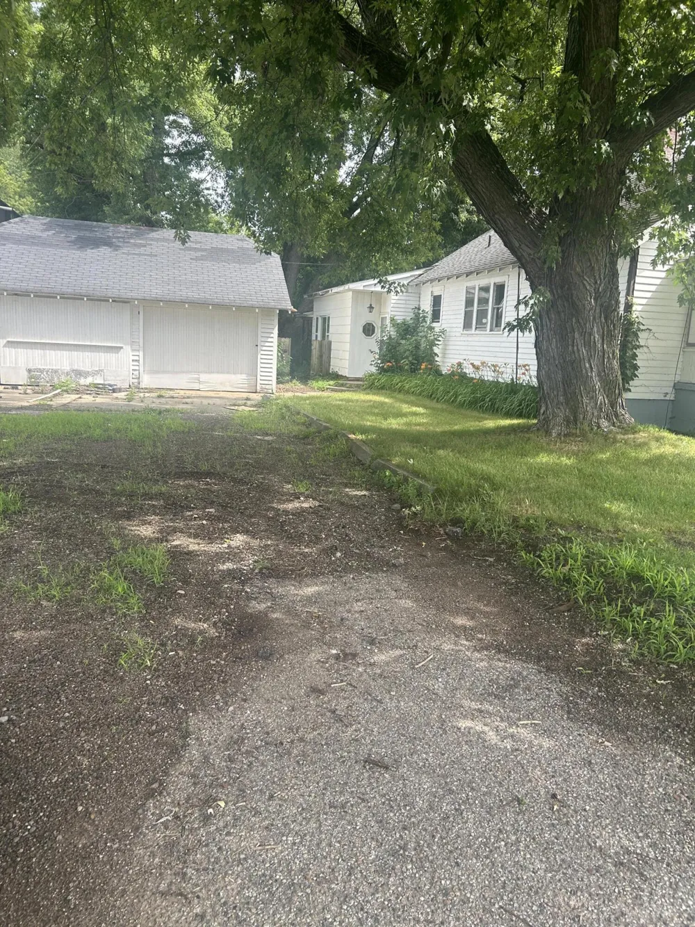 827 Golden Avenue Emmett Charter Township, MI 49014