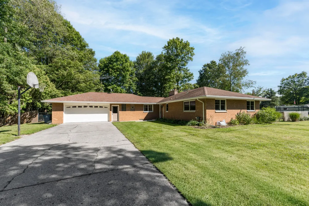 5185 S 11th Street S Texas Charter Township, MI 49009