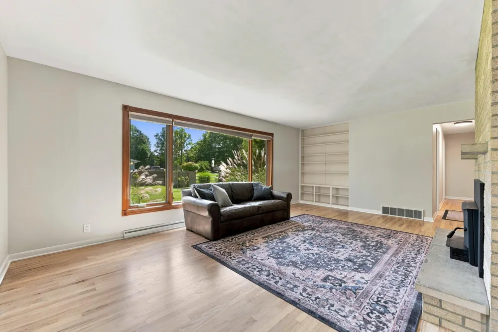 5185 S 11th Street S Texas Charter Township, MI 49009