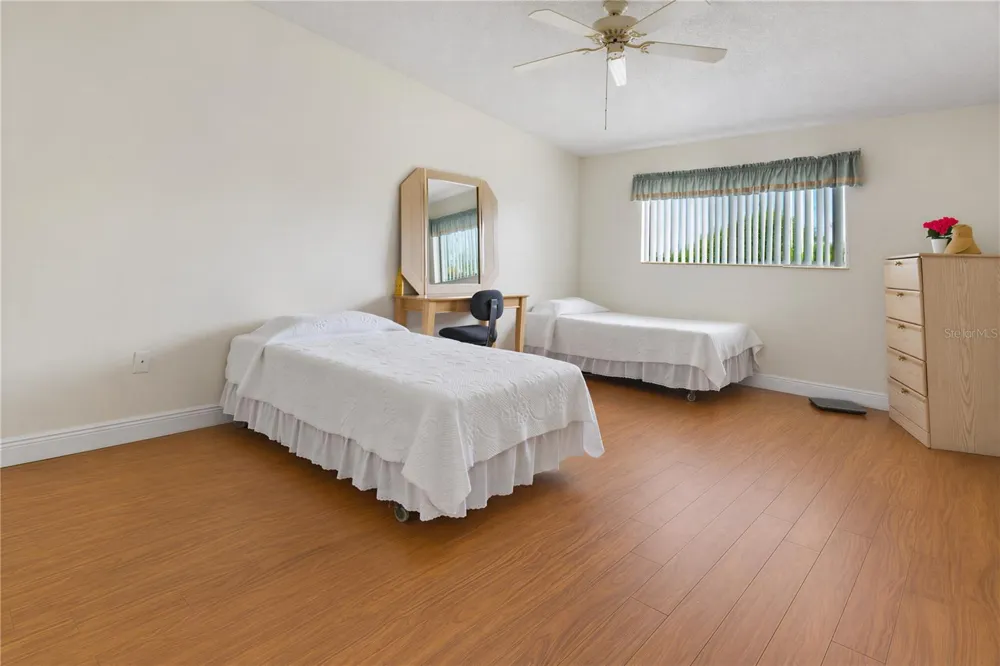 2440 WINDING CREEK BOULEVARD #307 Clearwater, FL 33761