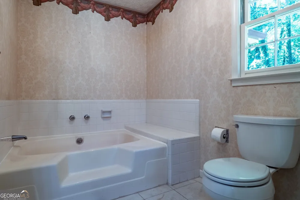 1126 Timothy TER Tucker, GA 30084