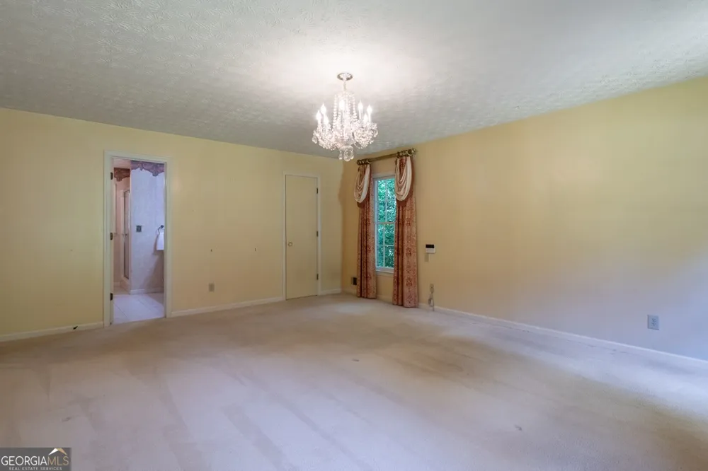 1126 Timothy TER Tucker, GA 30084