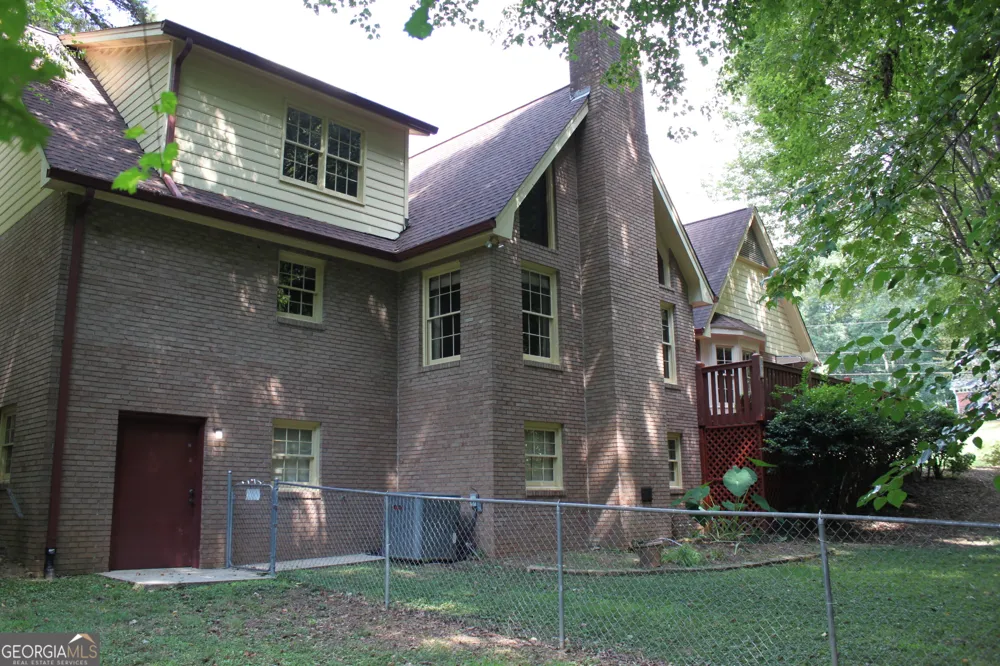 1126 Timothy TER Tucker, GA 30084