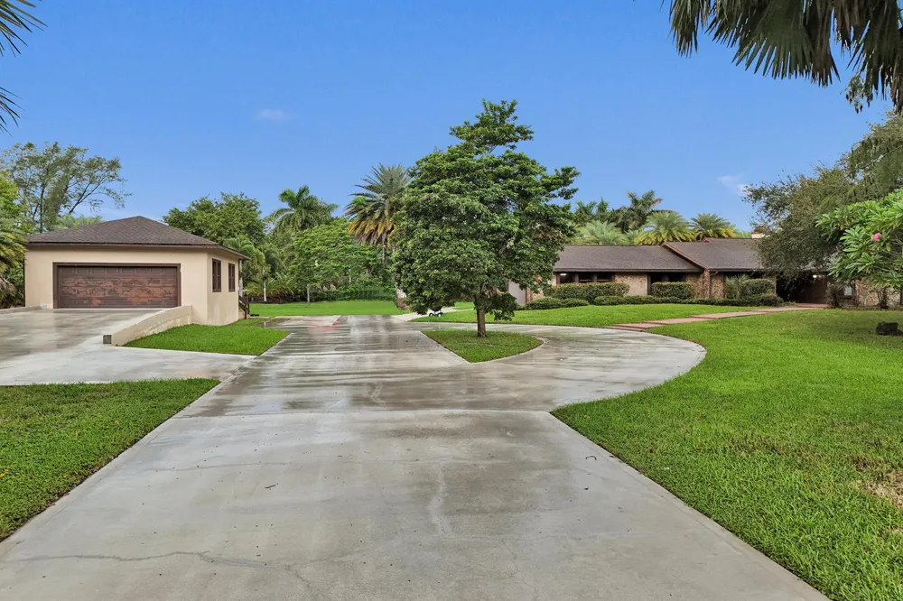 7555 NW 82ND TERRACE Parkland, FL 33067