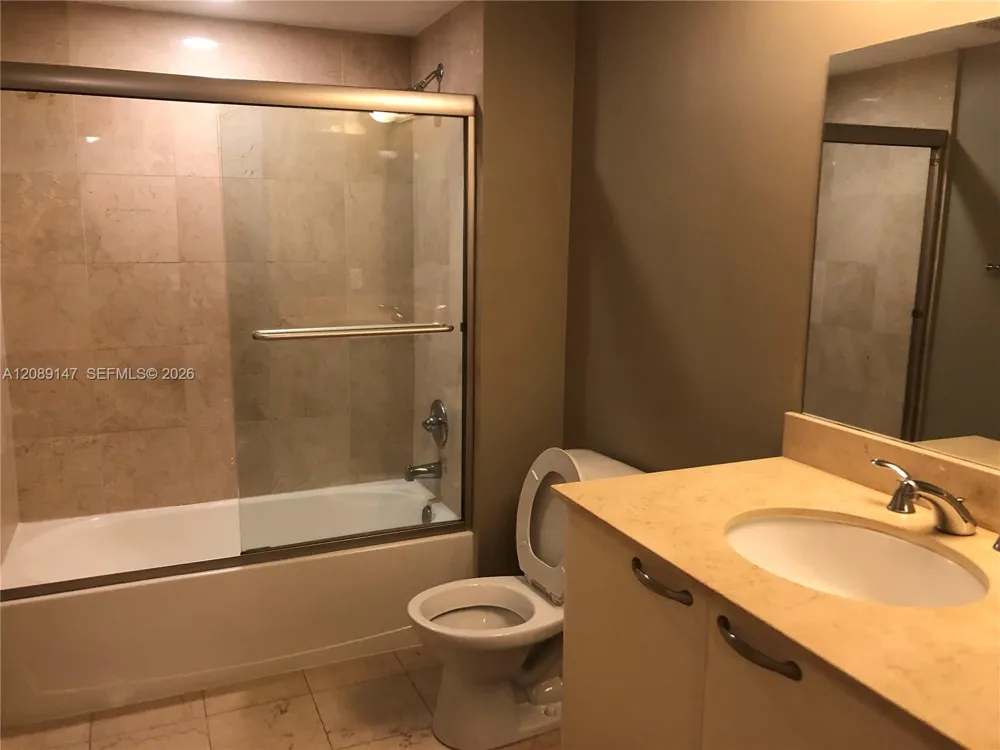 2101 Brickell Ave #2703 Miami, FL 33129