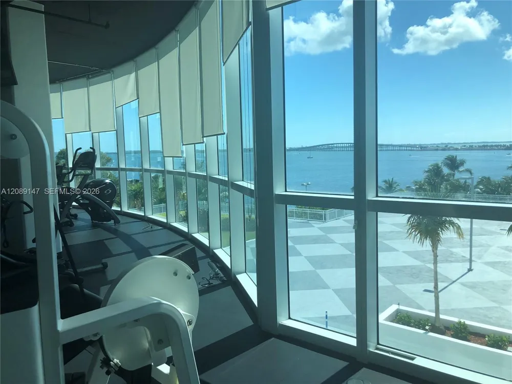 2101 Brickell Ave #2703 Miami, FL 33129