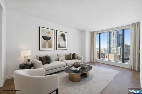 99 Hudson Street 2607