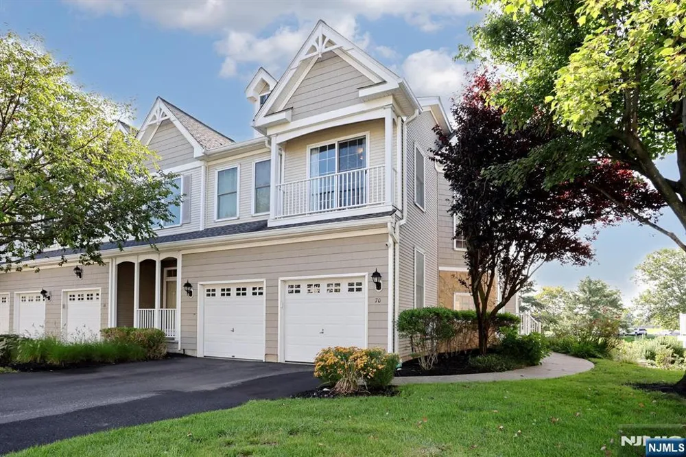 70 Shore Drive 22 South Amboy, NJ 08879
