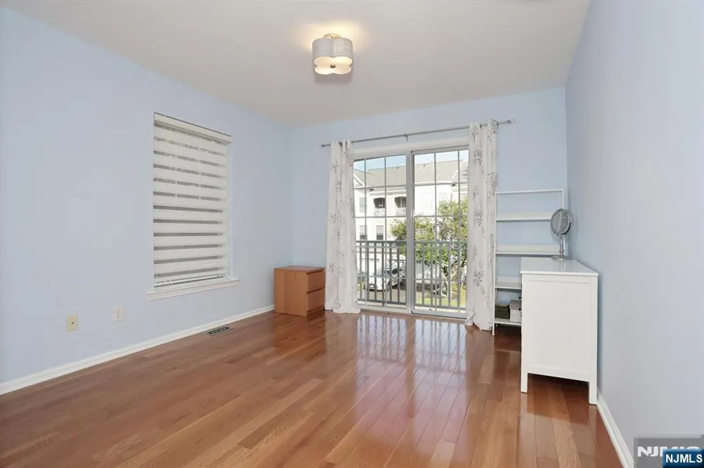 70 Shore Drive 22 South Amboy, NJ 08879