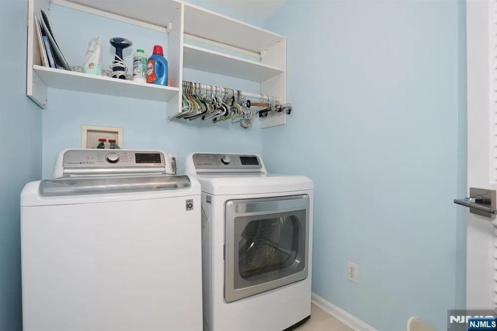 70 Shore Drive 22 South Amboy, NJ 08879