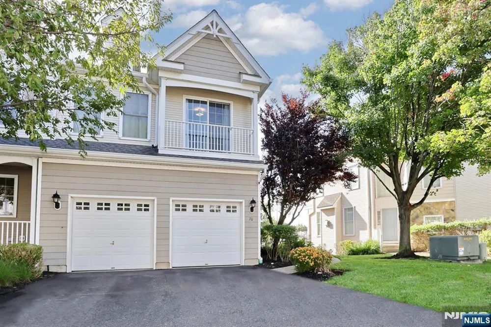 70 Shore Drive 22 South Amboy, NJ 08879