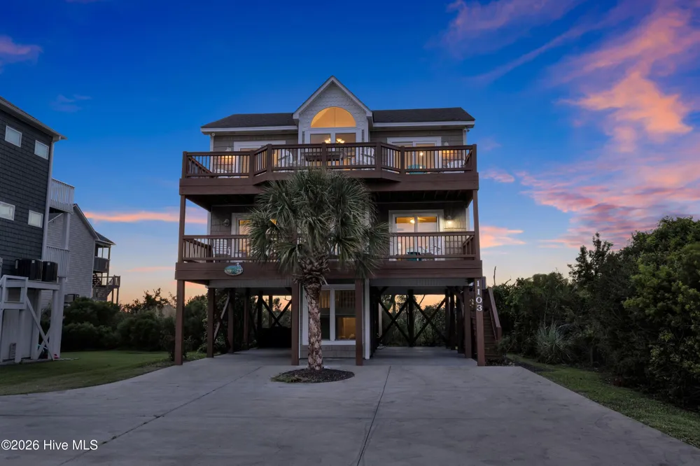 1103 New River Drive Surf City, NC 28445