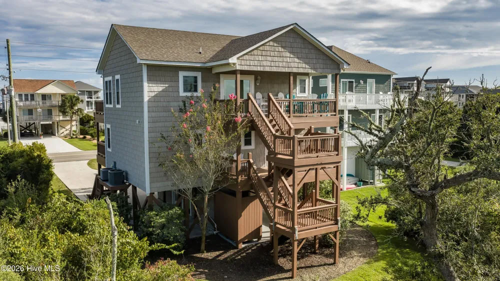 1103 New River Drive Surf City, NC 28445