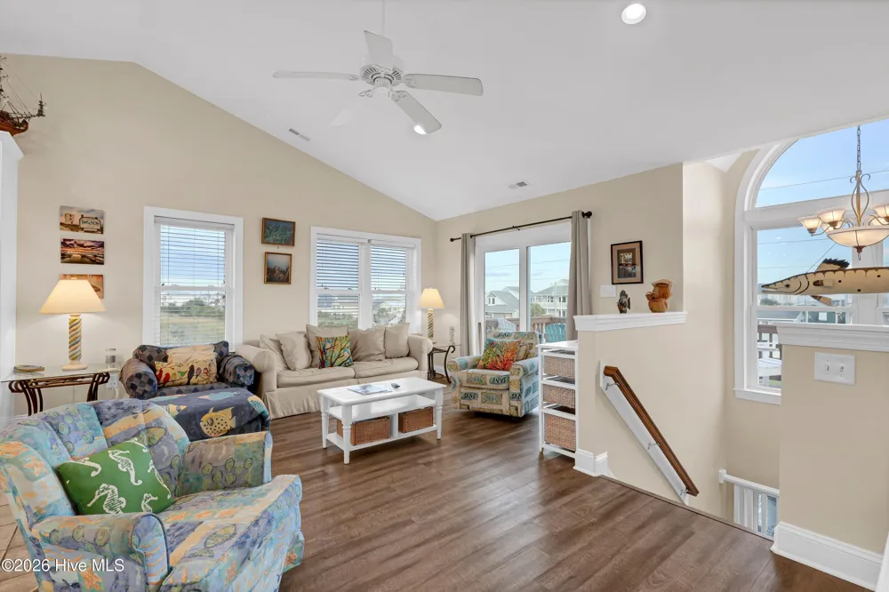 1103 New River Drive Surf City, NC 28445