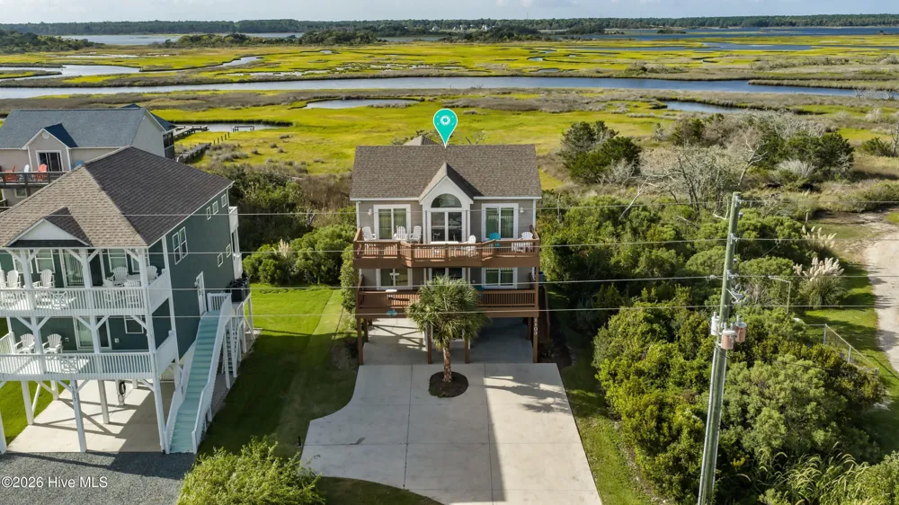 1103 New River Drive Surf City, NC 28445