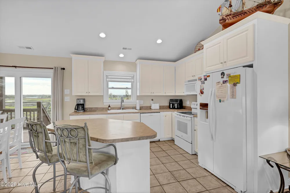 1103 New River Drive Surf City, NC 28445