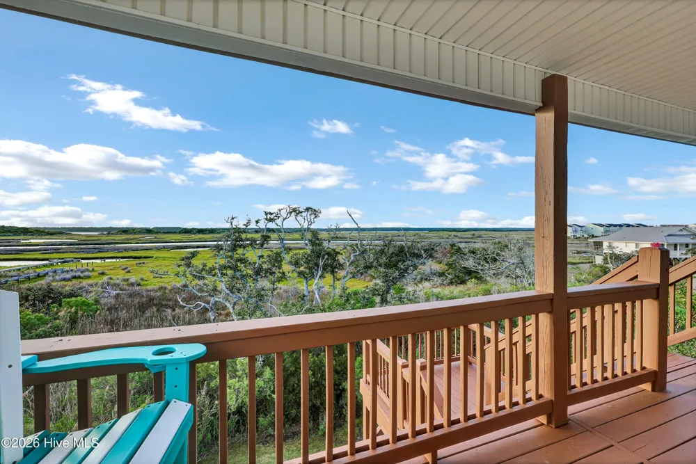 1103 New River Drive Surf City, NC 28445
