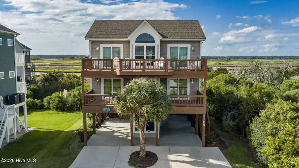 1103 New River Drive Surf City, NC 28445