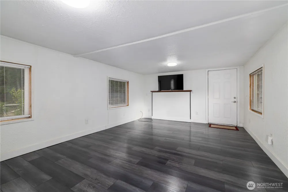 617 W H STREET Shelton, WA 98584