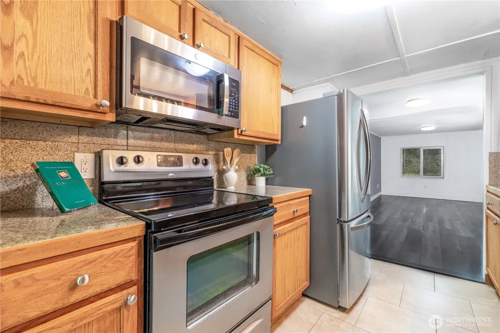 617 W H STREET Shelton, WA 98584