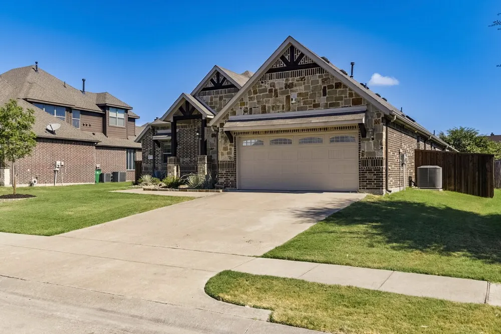 115 Traveller Street Waxahachie, TX 75165
