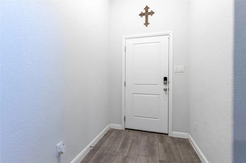 1500 Livermore Lane Cleburne, TX 76033