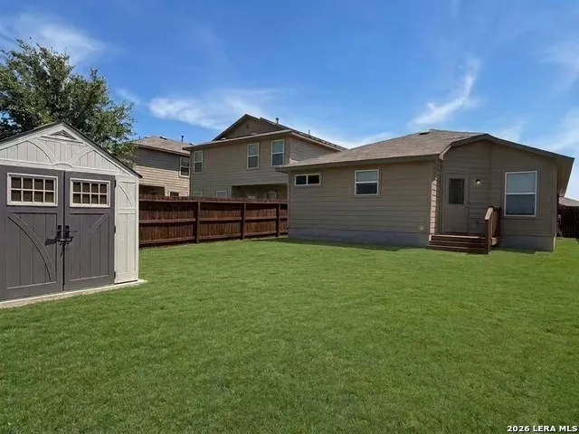 6631 Whisper Pond San Antonio, TX 78252