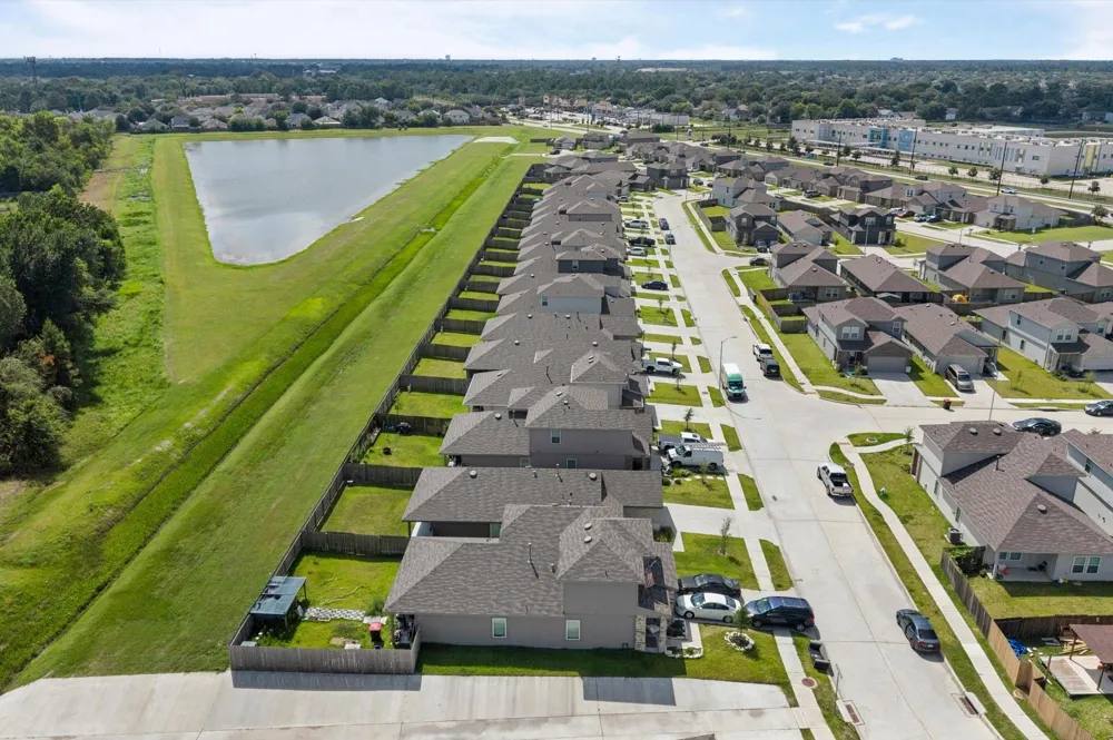 1907 Sable Hollow Drive Houston, TX 77067