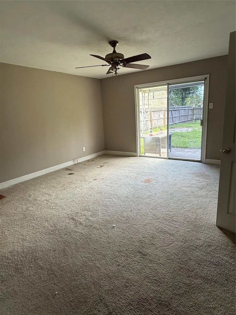 627 Baywood Street La Porte, TX 77571