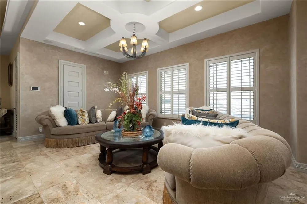 1205 Travis Street Mission, TX 78572