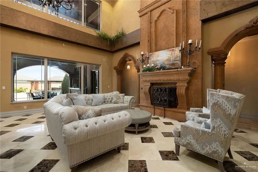 1205 Travis Street Mission, TX 78572