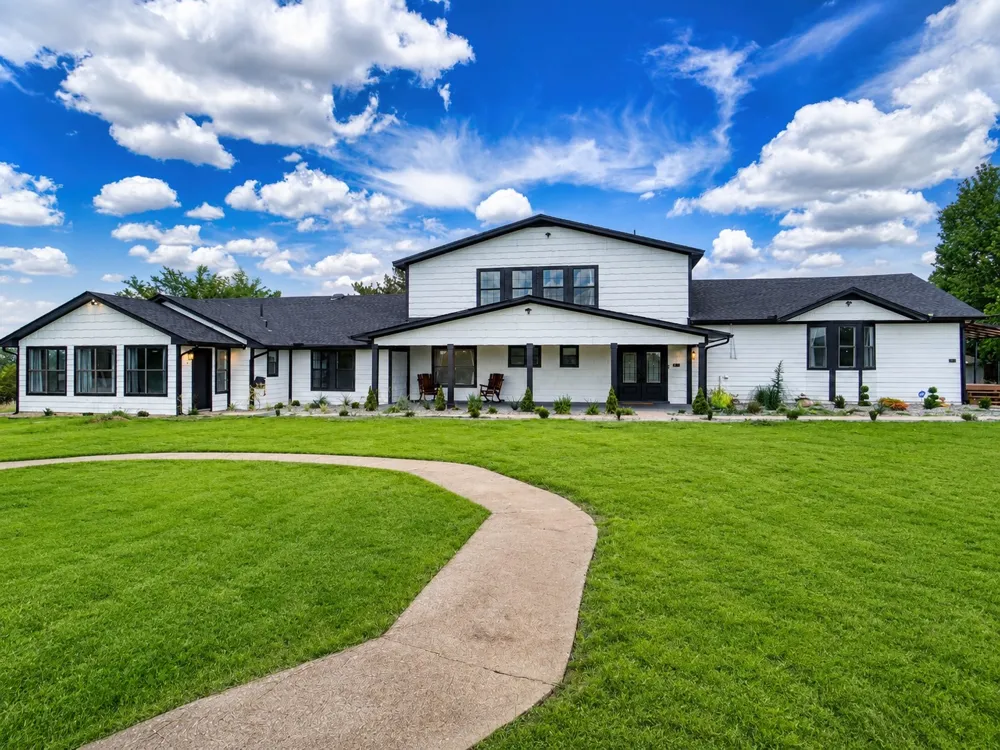 6484 NW Meers Porter Lawton, OK 73507