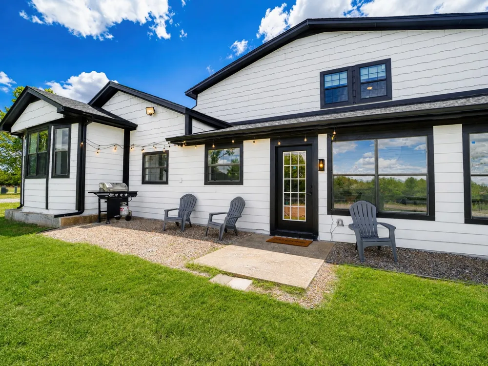 6484 NW Meers Porter Lawton, OK 73507