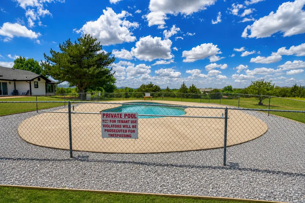 6484 NW Meers Porter Lawton, OK 73507