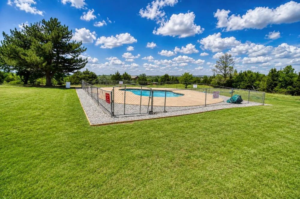 6484 NW Meers Porter Lawton, OK 73507