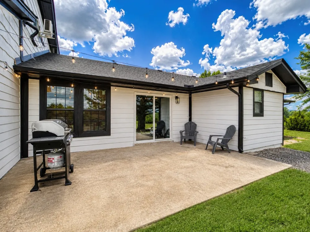 6484 NW Meers Porter Lawton, OK 73507