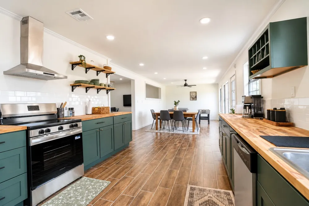 6484 NW Meers Porter Lawton, OK 73507