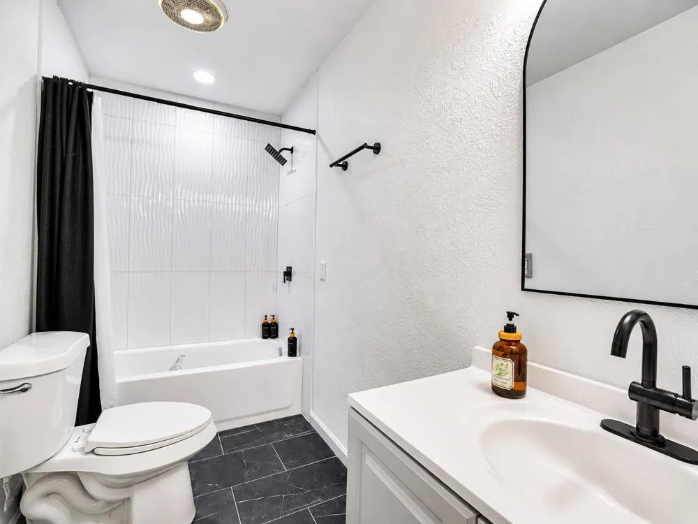 6484 NW Meers Porter Lawton, OK 73507
