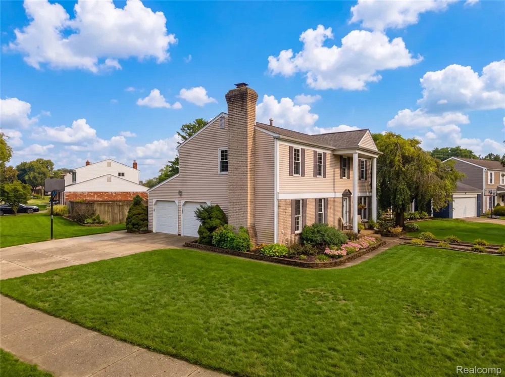 41764 Tetley Drive Sterling Heights City, MI 48313