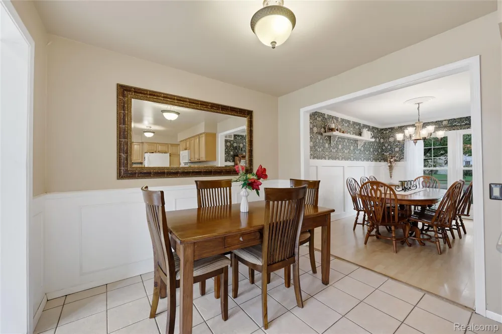 41764 Tetley Drive Sterling Heights City, MI 48313